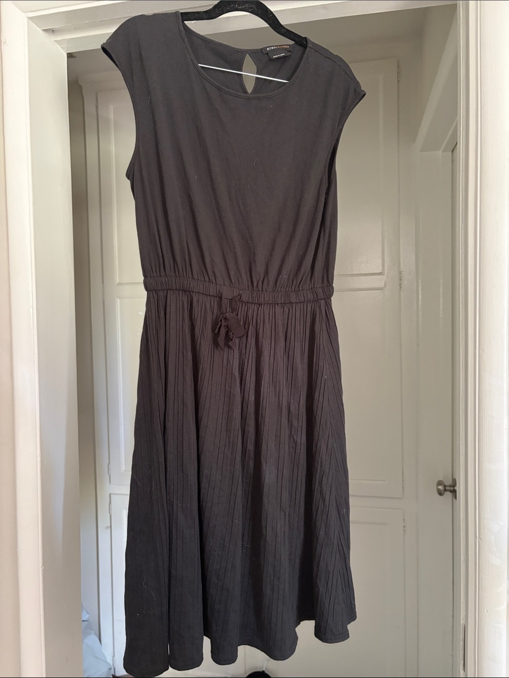 BCBGMaxAzria Black Cap-Sleeve Midi Dress with Drawstring Waist